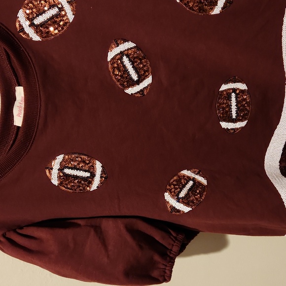 ❤️ PEACH LOVE CALIFORNIA GAME DAY SEQUIN FOOTBALL PUFF SLEEVE TOP, MEDIUM - Picture 5 of 14
